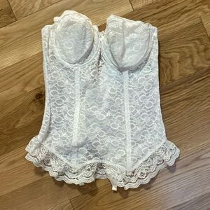 Vintage 32D white lace corset great details!